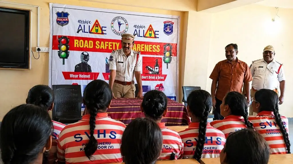 Road safety awareness with the police